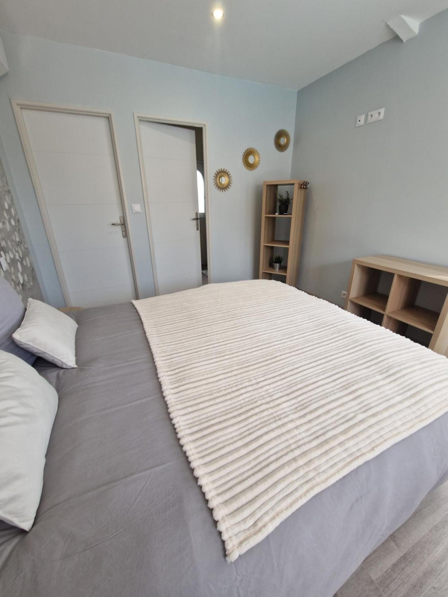 Les Restanques De Camelie Hotel Saint-Thome Luaran gambar